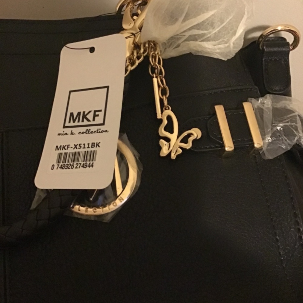 🔥🔥NWT MIA. K COLLECTION, 16 inches x 10 1/2 , GORGEOUS - Picture 4 of 5